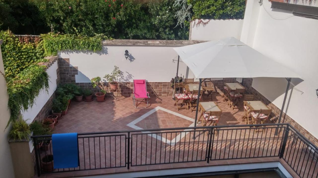 B&B La Terrazza Mantova Exterior foto